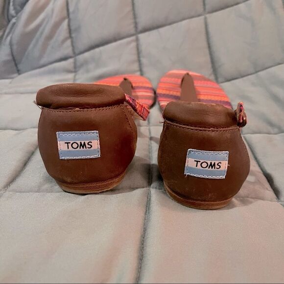 Toms Playa T-Strap Brown Leather & Multicolored Striped Sandals - Picture 2 of 5